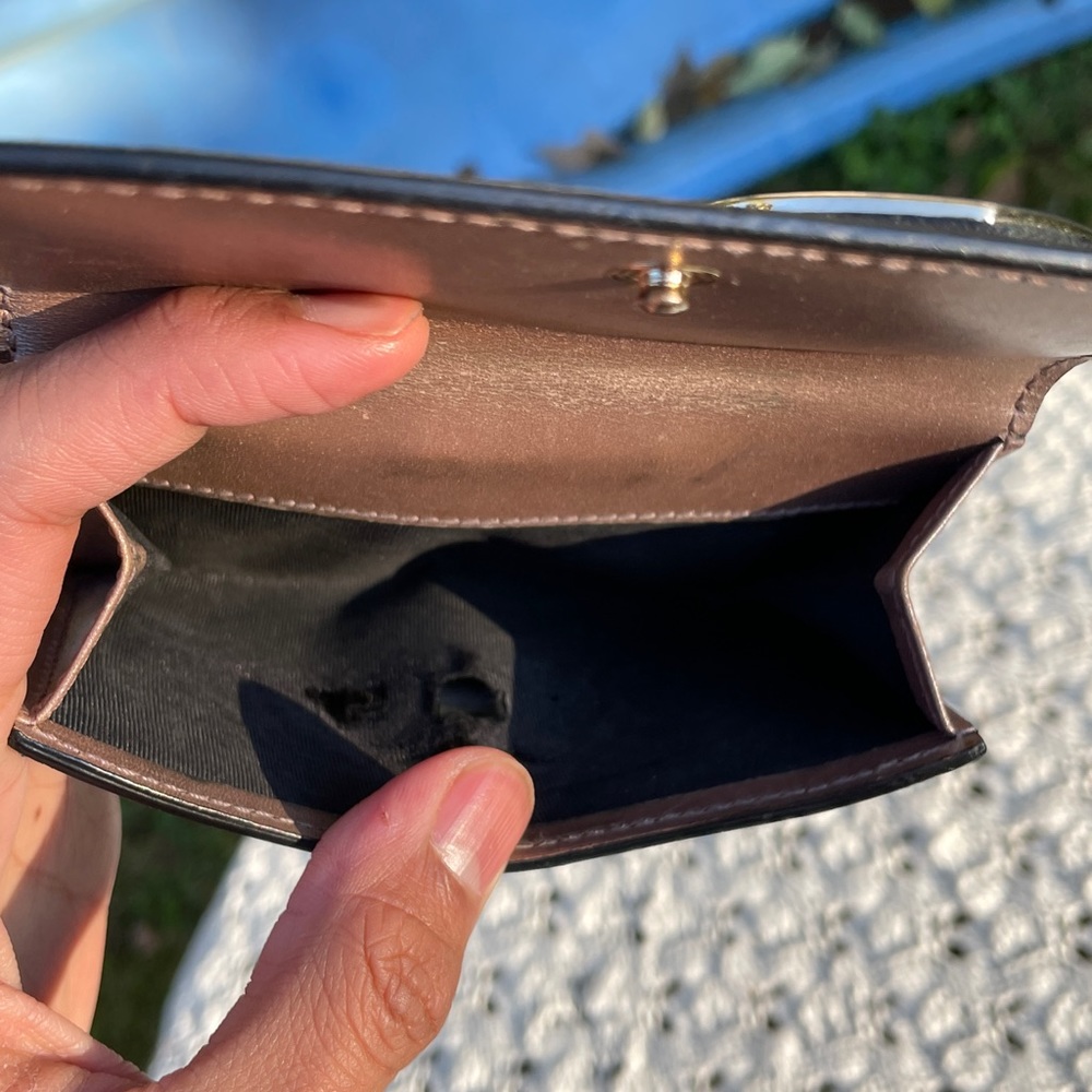 Gucci compact wallet - Picture 8 of 15